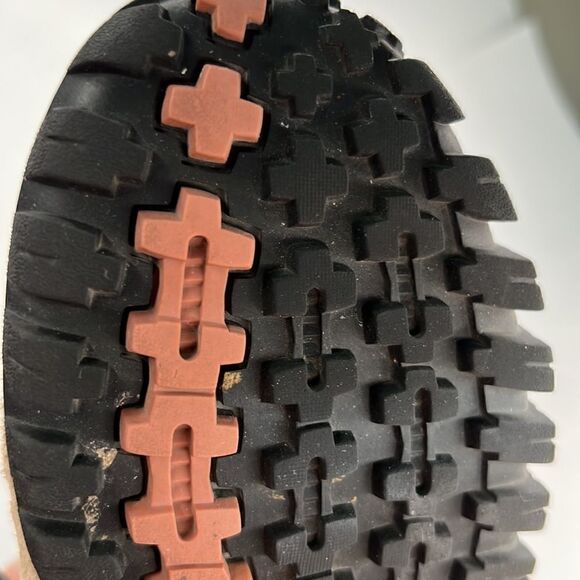 Timberland Suede brown and tan Hiking shoes - Picture 11 of 11